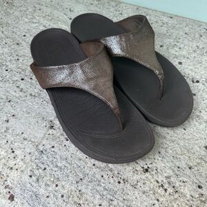 Fitflop Lulu Shimmer Black Silver Microwobbleboard